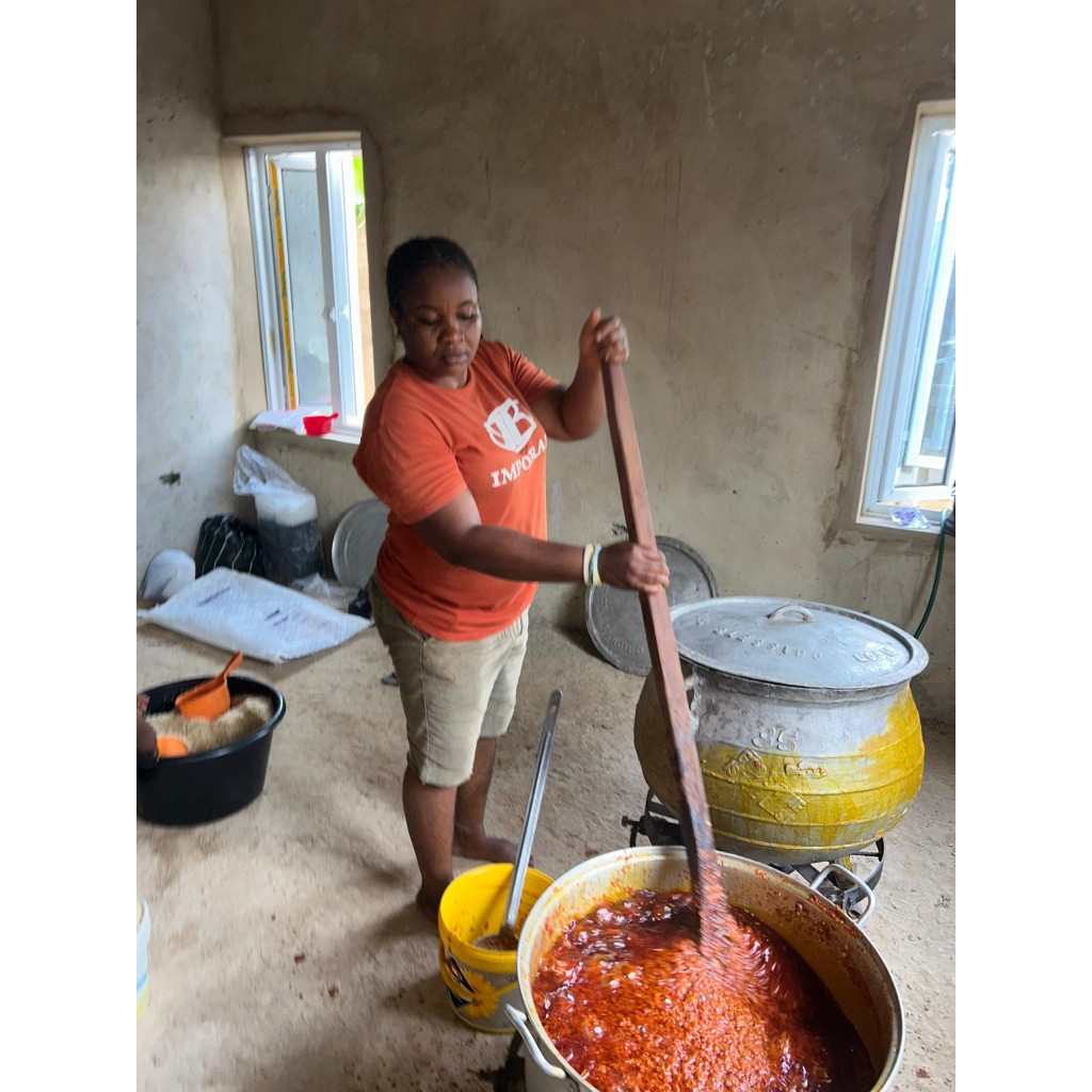 De Queen's Pot Catering Services Enugu Offering Smokey Party Jollof and Local Dishes