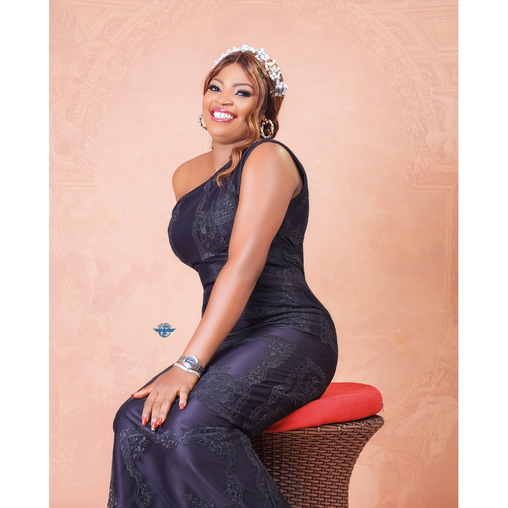 Zikis Photoshoot Studio Ifako-Ijaye Lagos Wedding Photography