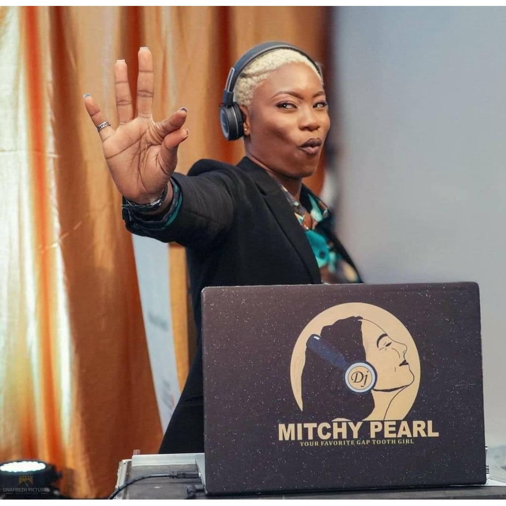 DJ Mitchypearl Ipaja, Lagos Wedding and Event DJ Services Open 24/7