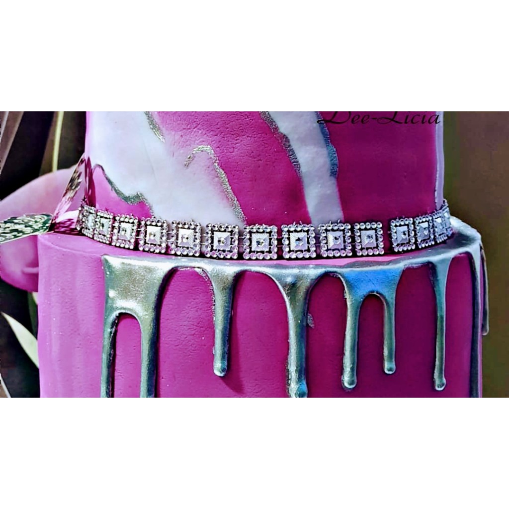 Dee Licia Ibadan Custom and Wedding Cakes with Delivery and Takeout