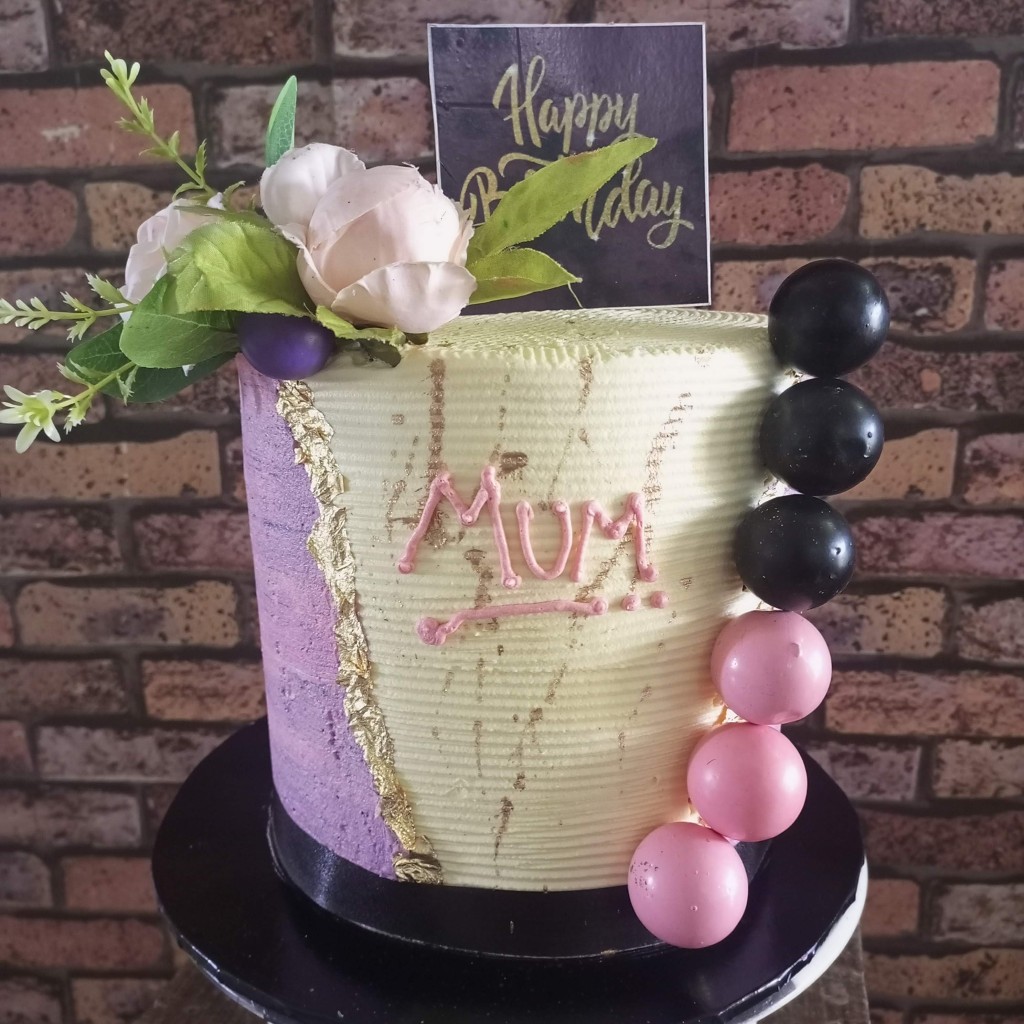 Cake by Like Minds, Sangotedo Lagos Wedding and Celebration Cakes