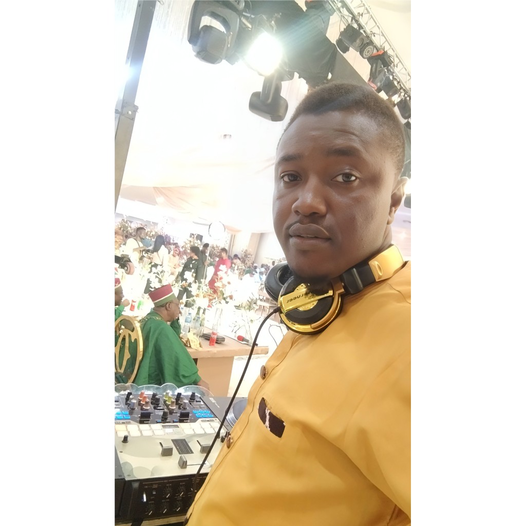 Excel Entertainment Shomolu Lagos DJ Service for Weddings and Events