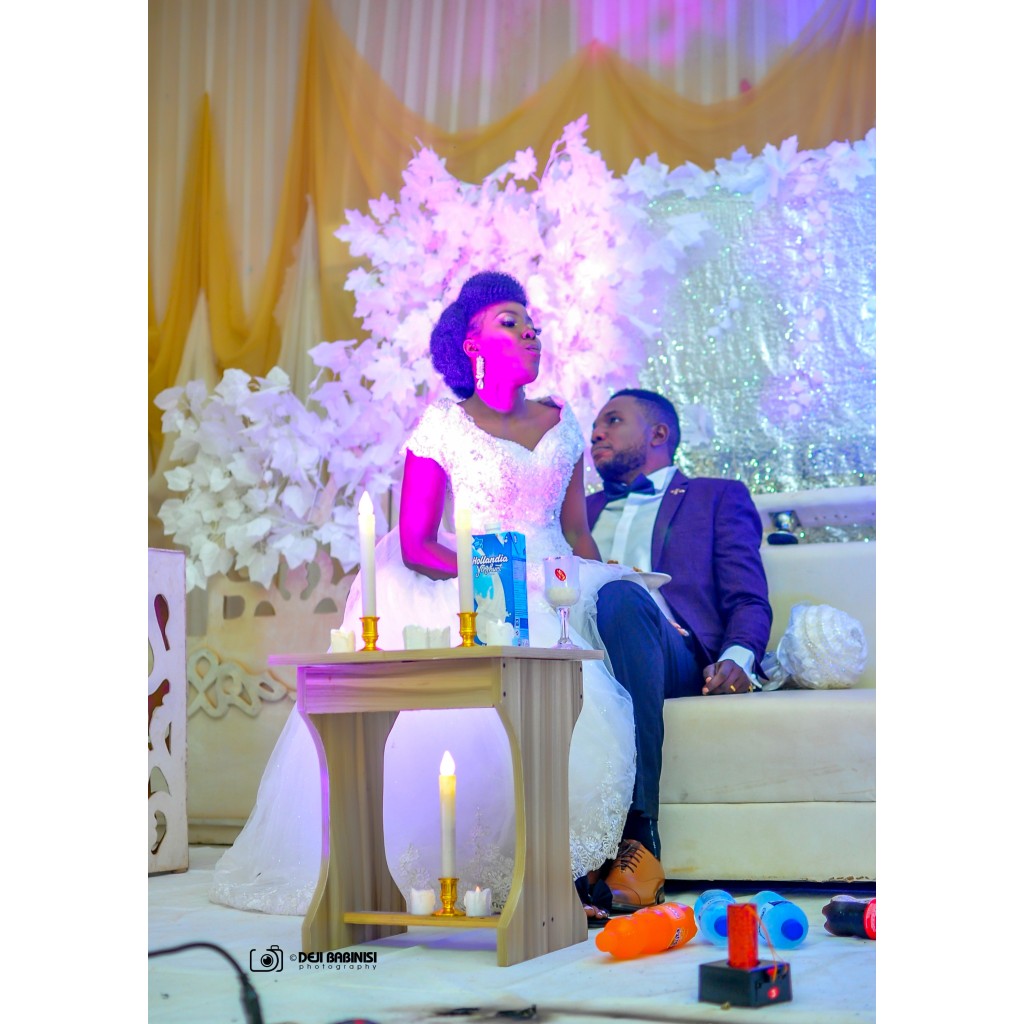 Deji Babinisi Photography - Ondo Wedding Photo & Studio Coverage