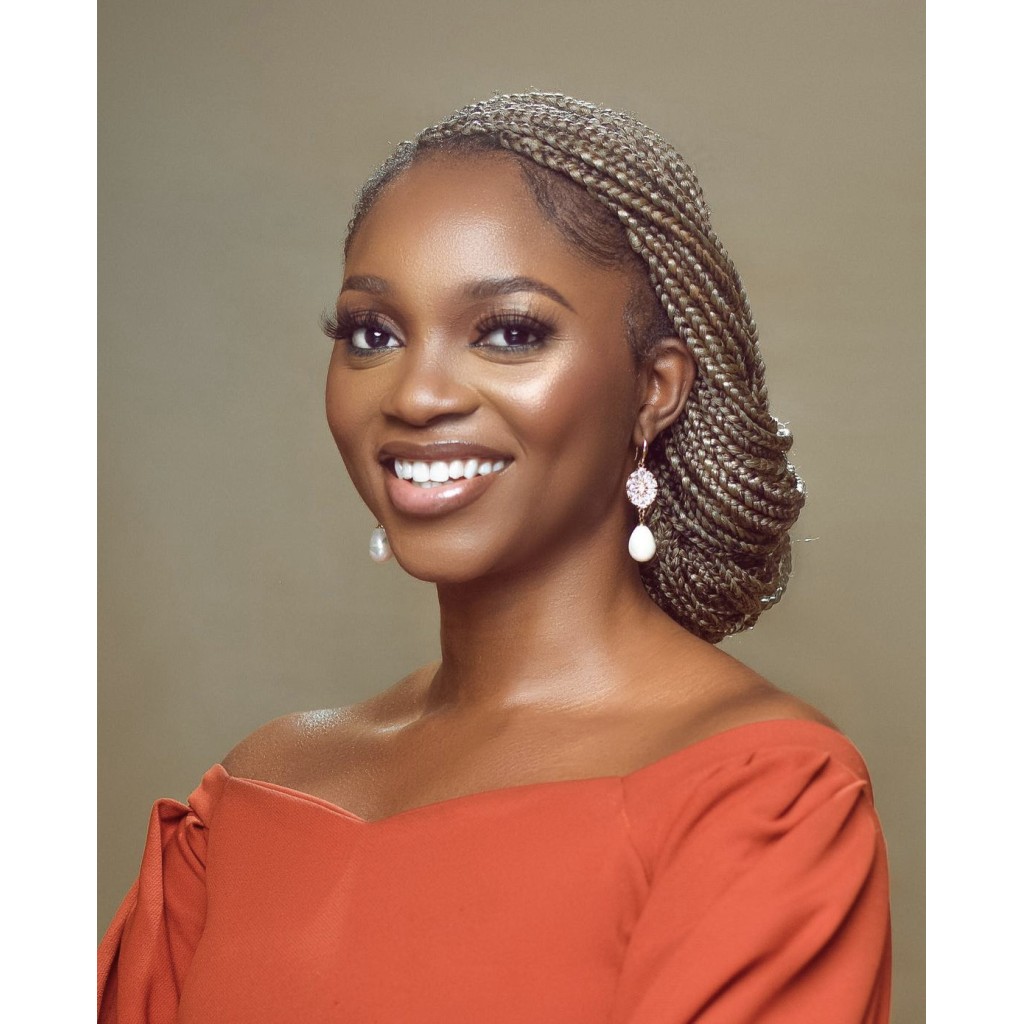 Nzagi Studios, Lekki Lagos: Bridal and Portrait Photography.