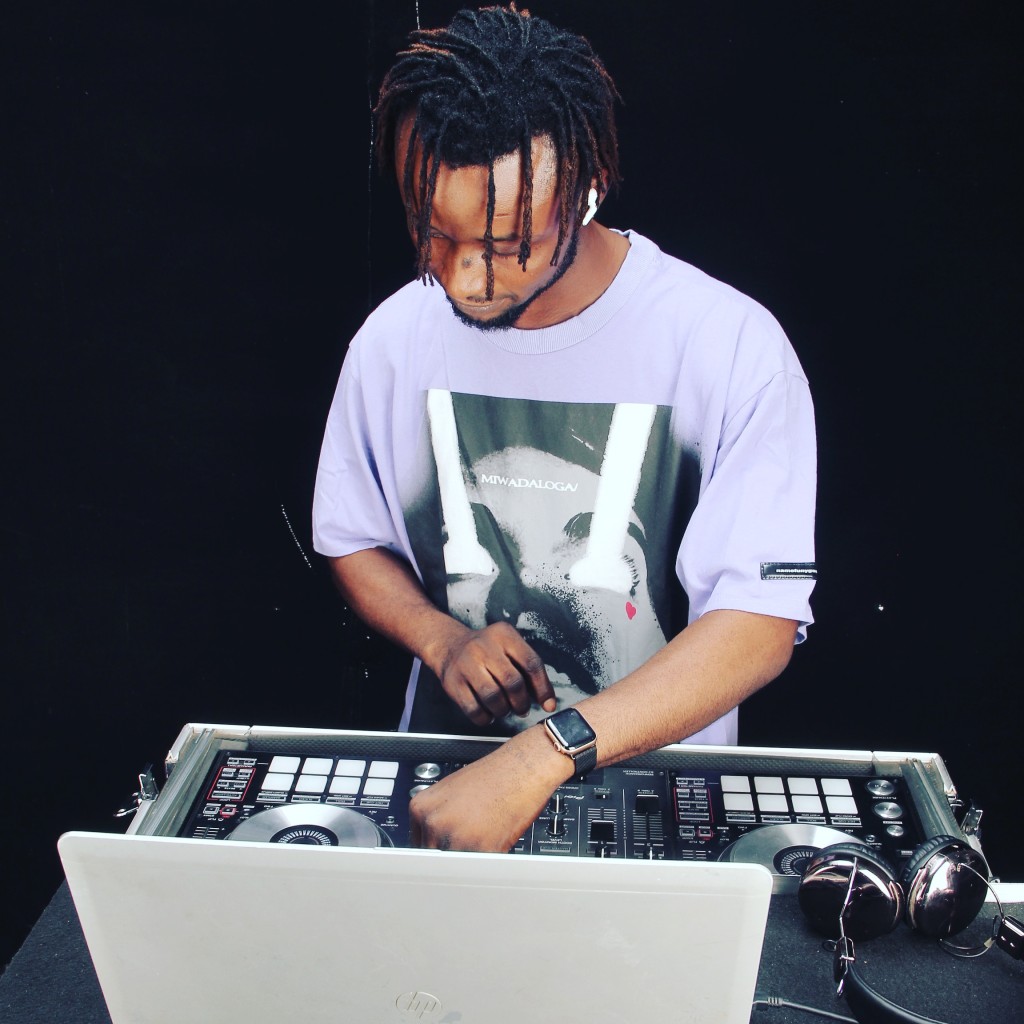 King of Vibez - DJ Narrow, Dopemu, Lagos Wedding and Event DJ Service