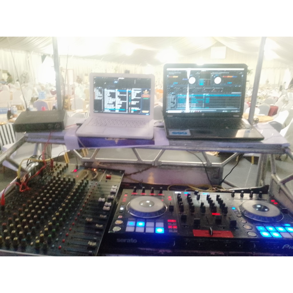 Da'Majesty Deejay Crown Alimosho, Lagos Wedding DJ and Lighting