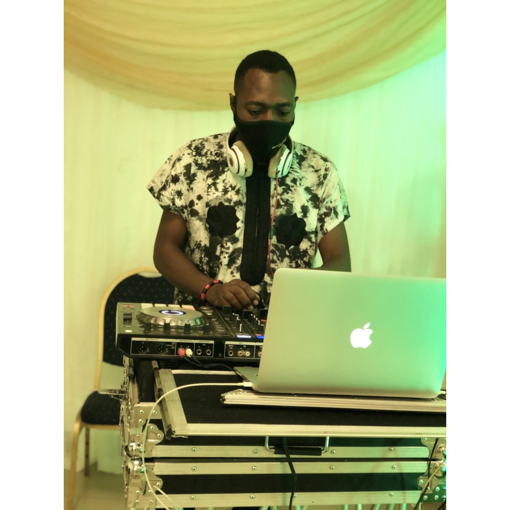 DJ HiRit 7 Lagos Wedding DJ Live Mixing, Mixtapes and Playlists