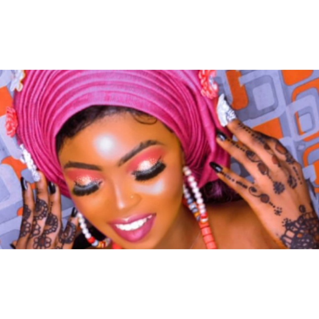 Royal Looks Unisex Salon, Mushin Lagos — Bridal Hair Styling and Updos