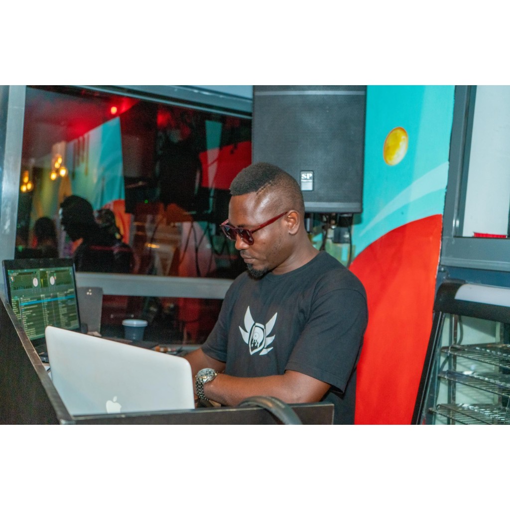 DJ Spesh Naija Somolu Lagos Wedding and Event DJ Services Open 24/7