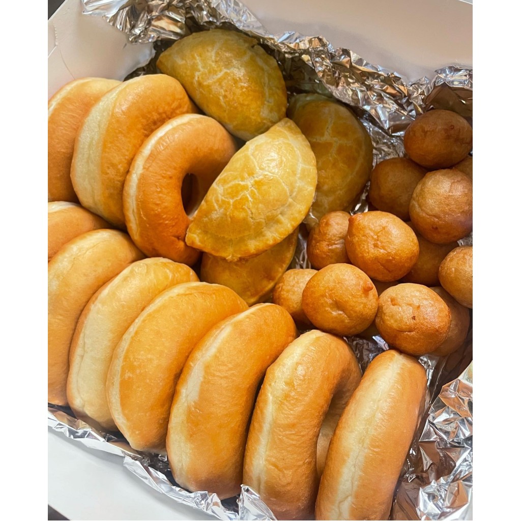 Femusbite Ughelli Delta - Custom Wedding Cakes and Event Desserts