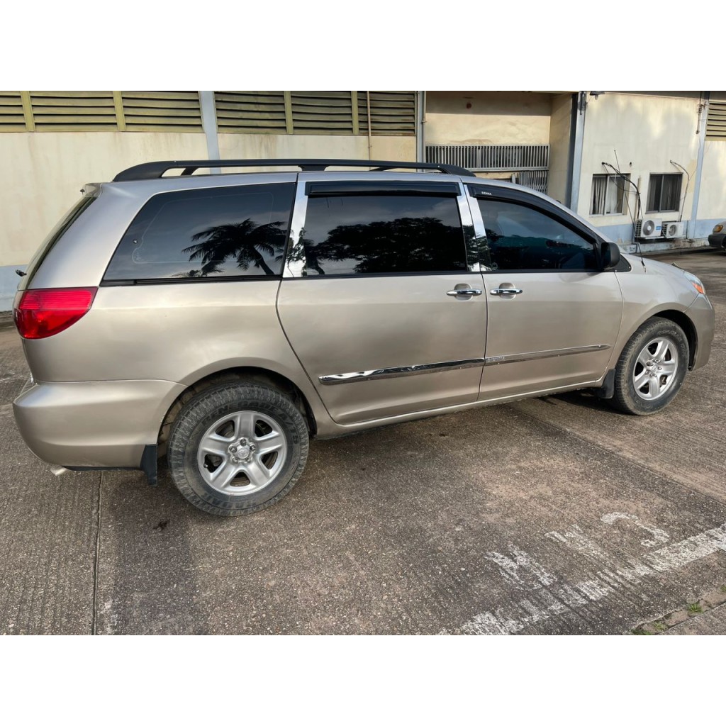 Fexcar Rentals Lagos Wedding Car Hire and 24/7 Airport Transfers