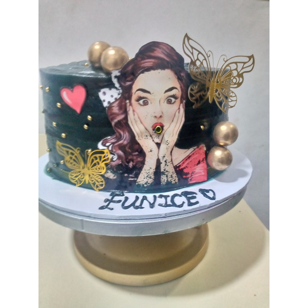 Sumscious Treats Ogudu, Lagos - Multi-Flavour Tiered Wedding Cakes