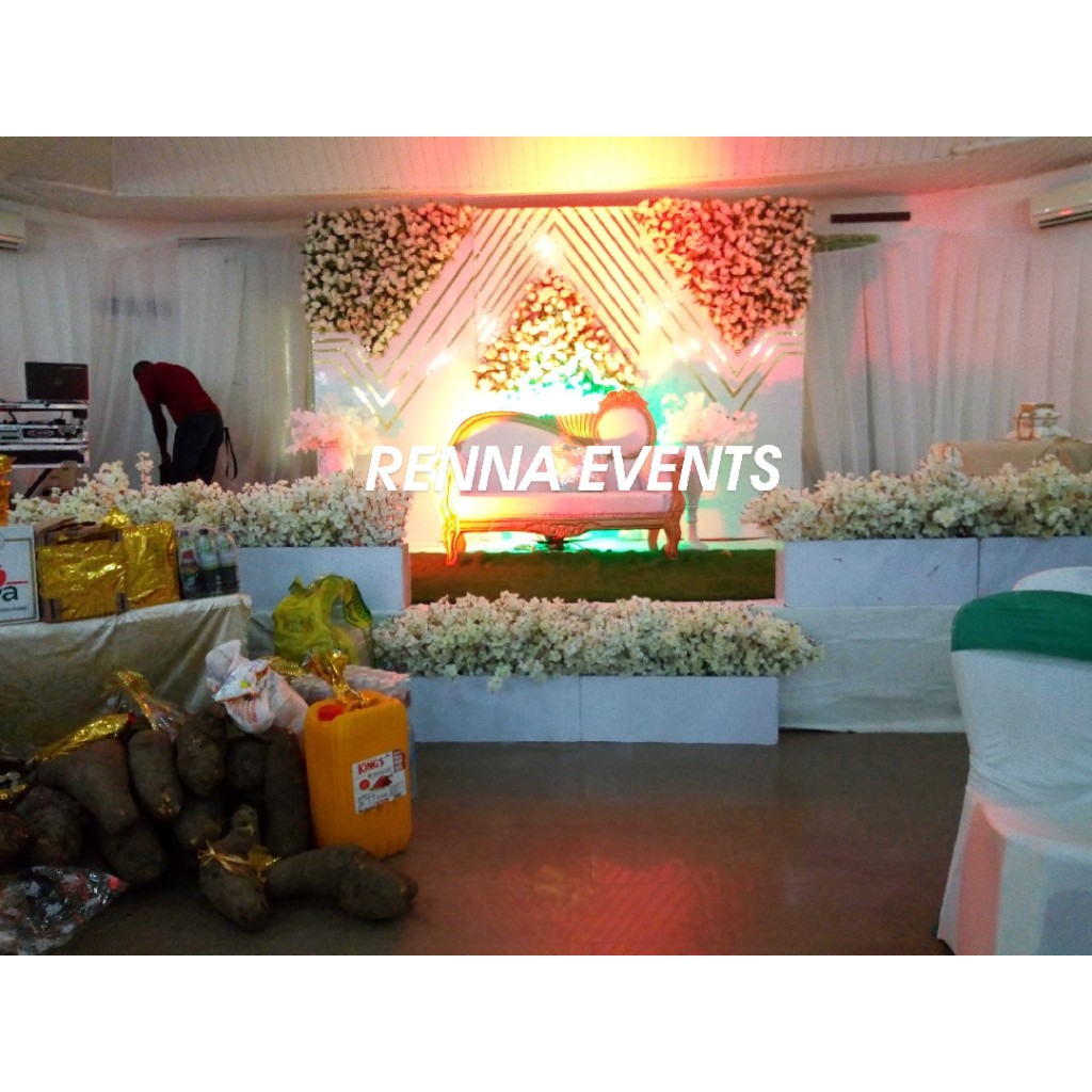 Renna Cakes N Events Ibadan Custom Wedding Cakes and Event Decor