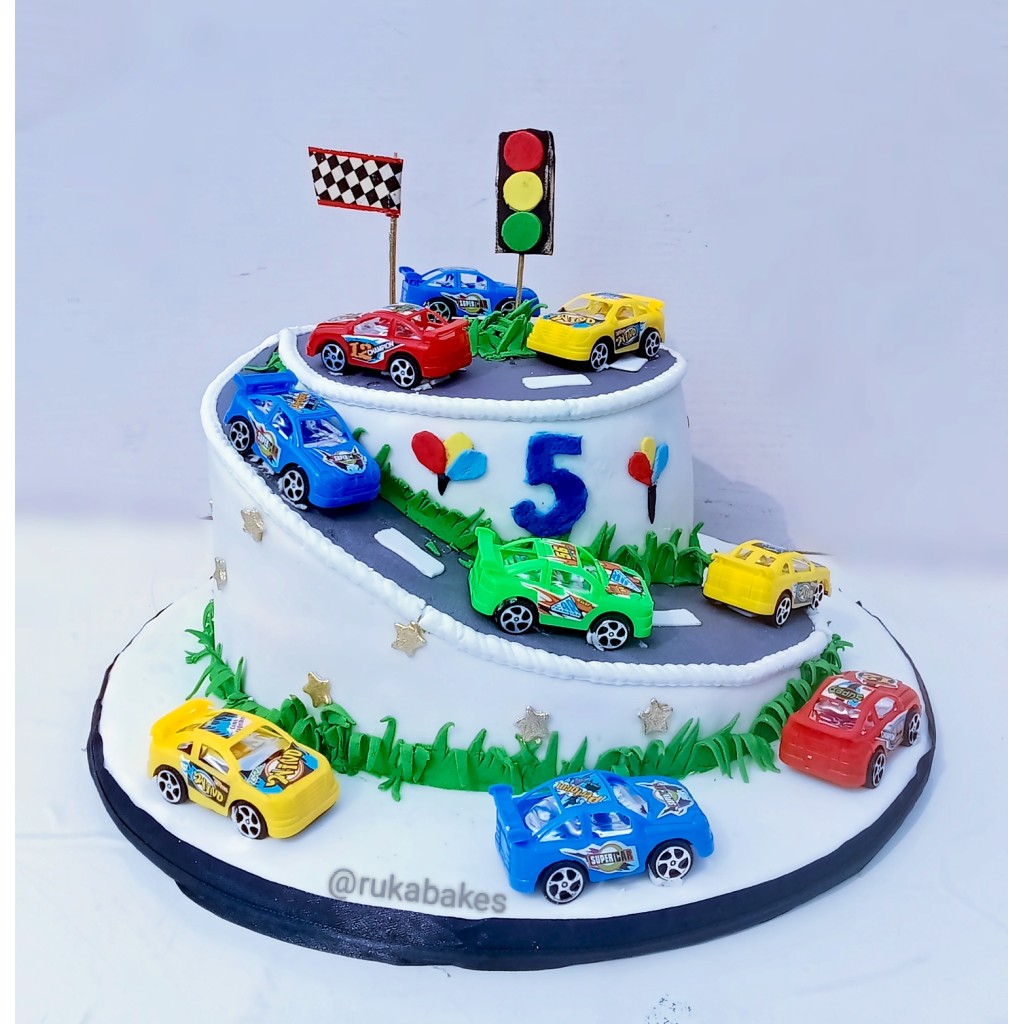 Ruka Bakes ´N´ Parties Rumu-Osi Event Decorator and Custom Cakes