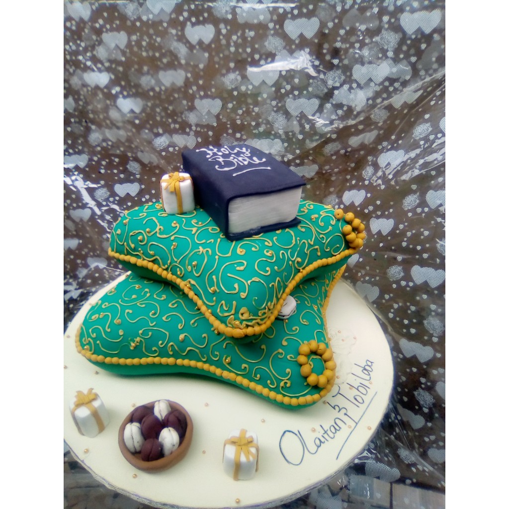 Cakes and Chops Awoyaya Ibeju-Lekki Lagos: Wedding Cakes and Chops