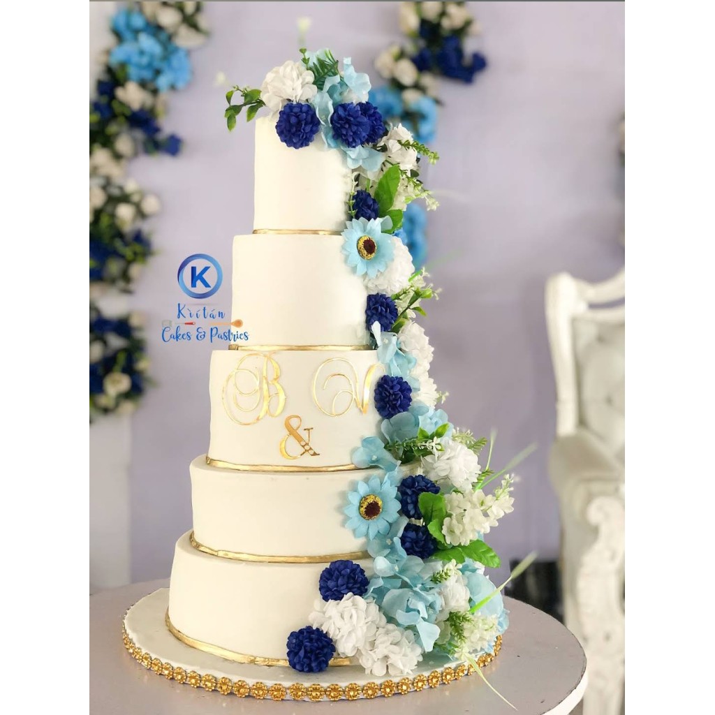 Kiitan Cakes and Pastries Ibadan: Custom Wedding Cakes and Pastries