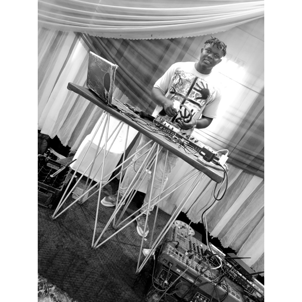 DJ Cee Enter10ment Umuahia - DJ and Event Entertainment Services