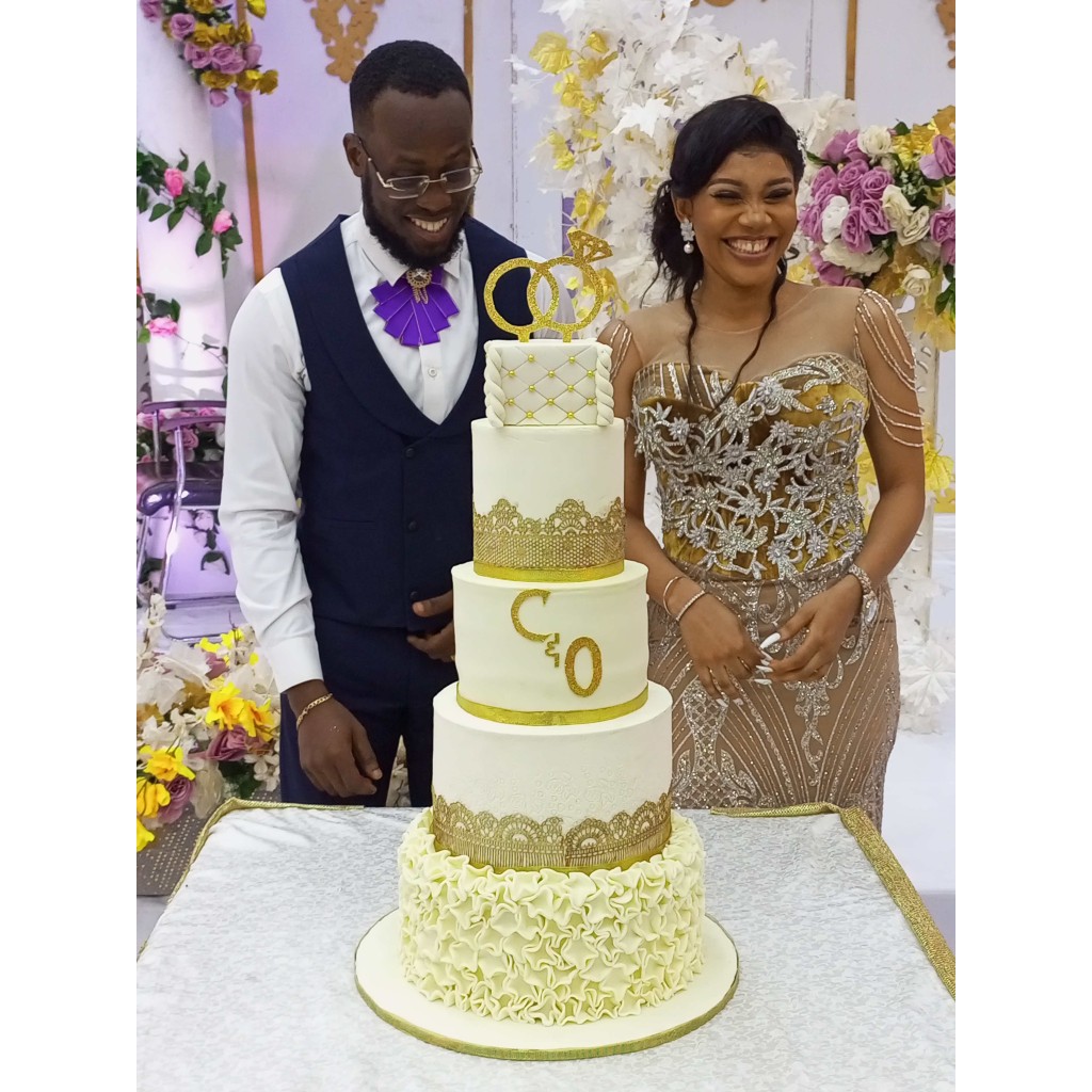Yophi Cakes Awka: Custom Wedding and Traditional Cakes, Trays