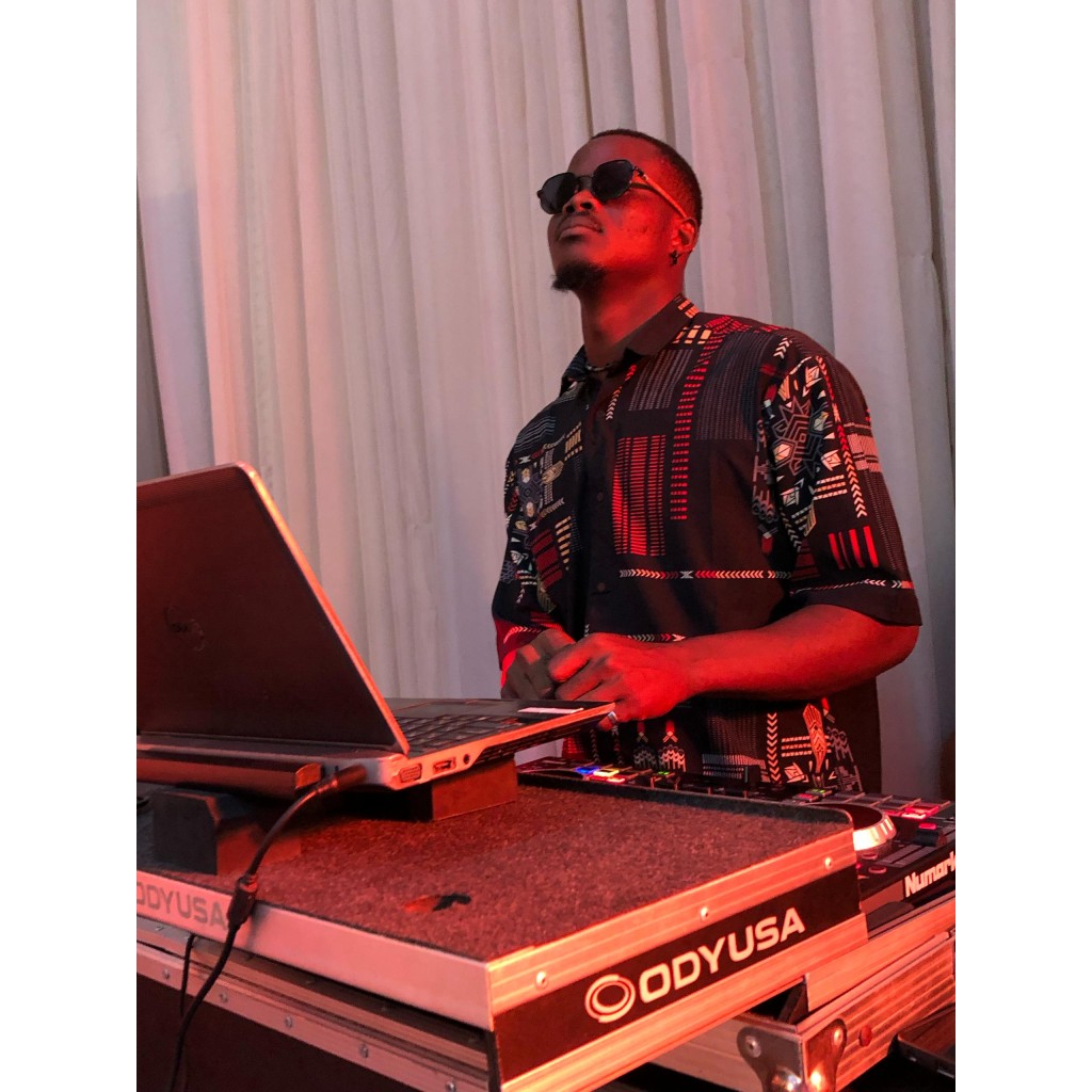 DJ Fortune Uyo, Akwa Ibom — DJ and Wedding MC Services 24/7 Scheduling