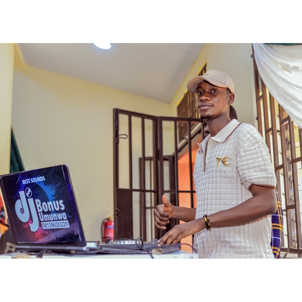 DJ Bonus Umunwa Entertainment Ohafia Abia Wedding DJ and Event Sound