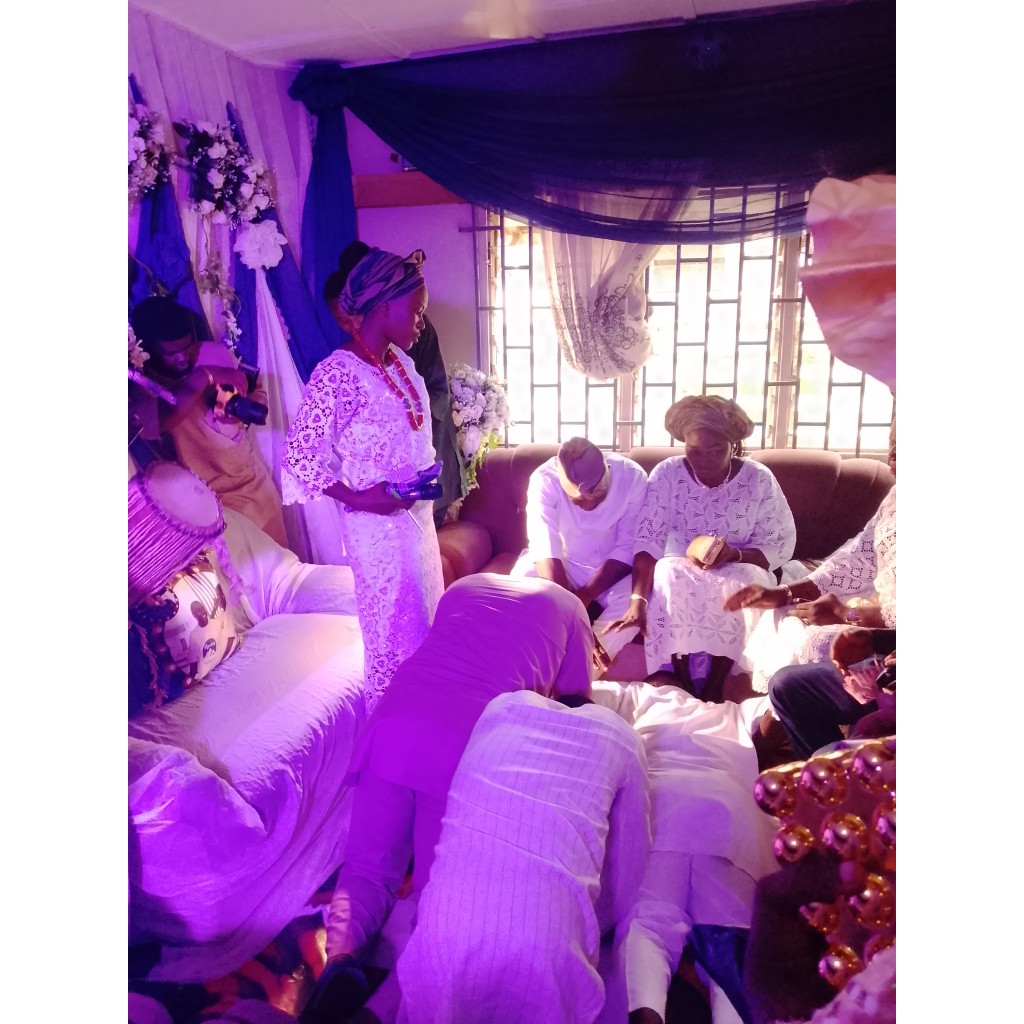 Arist Alága Iduro/ijoko Akure Wedding Decor, Floral & Styling