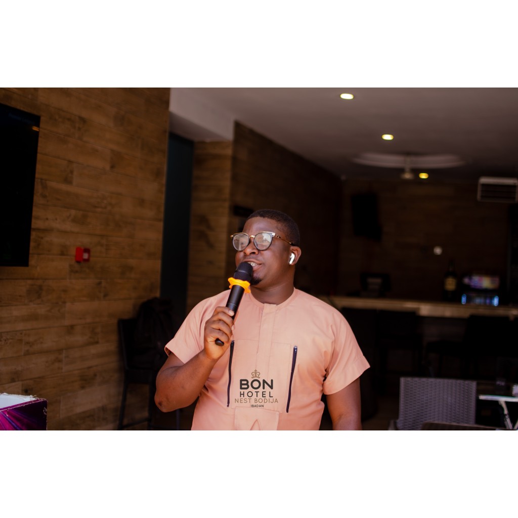 MC Starem Oluyole, Ibadan Wedding MC Services for Receptions