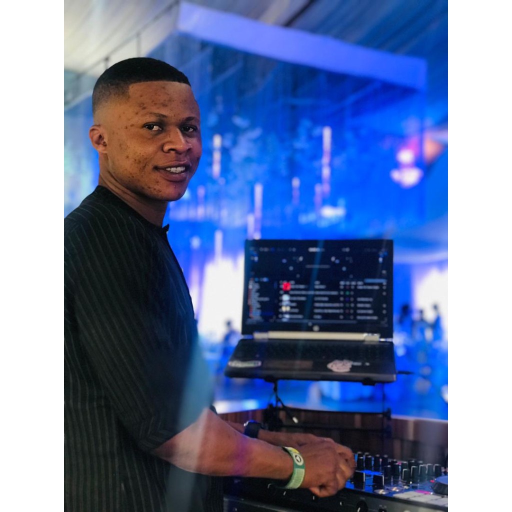 DJ Emmzo Ibadan Wedding DJ Services, 24/7 Sound and Lighting