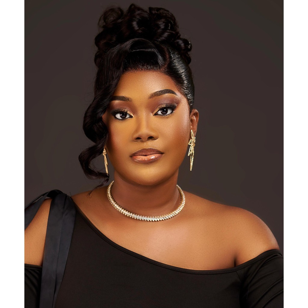 Lavees Glam Bridal and Event Make-Up Studio in Egor, Benin City