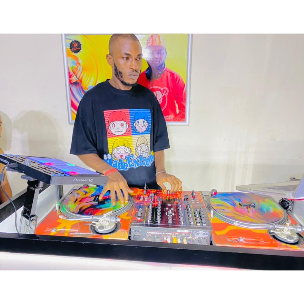 DJ P Entertainment Enterprise Suleja Wedding DJ, Sound and Lighting