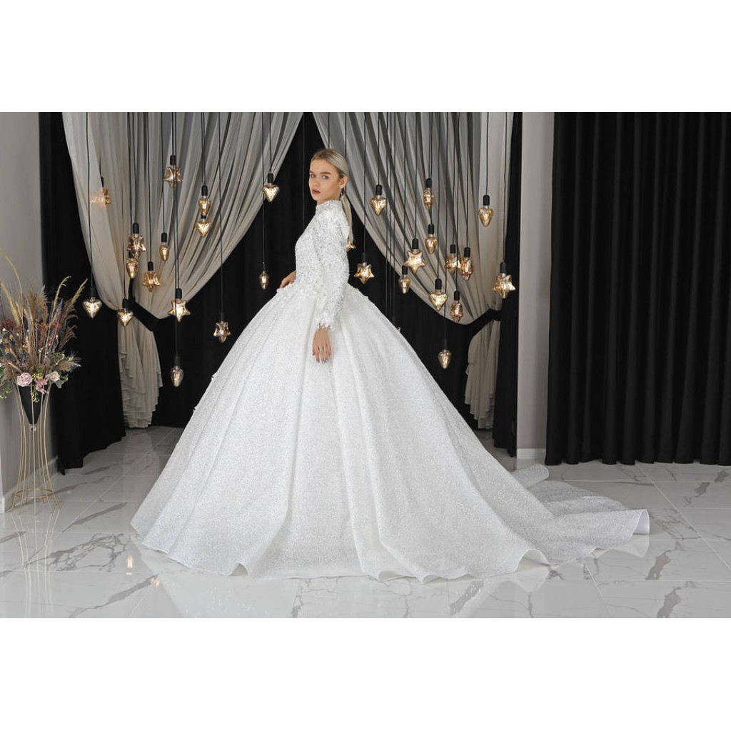 Solace Bridals Anilelerin, Oyo — Wedding Gowns, Veils and Bouquets