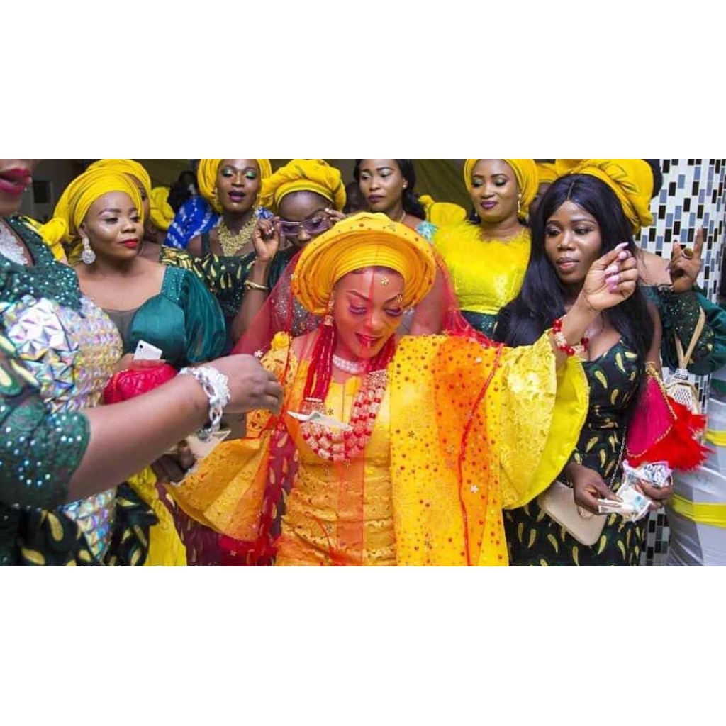 Estefunky Kraftree Ikorodu Lagos: Bridal Gowns, Fittings & Alterations