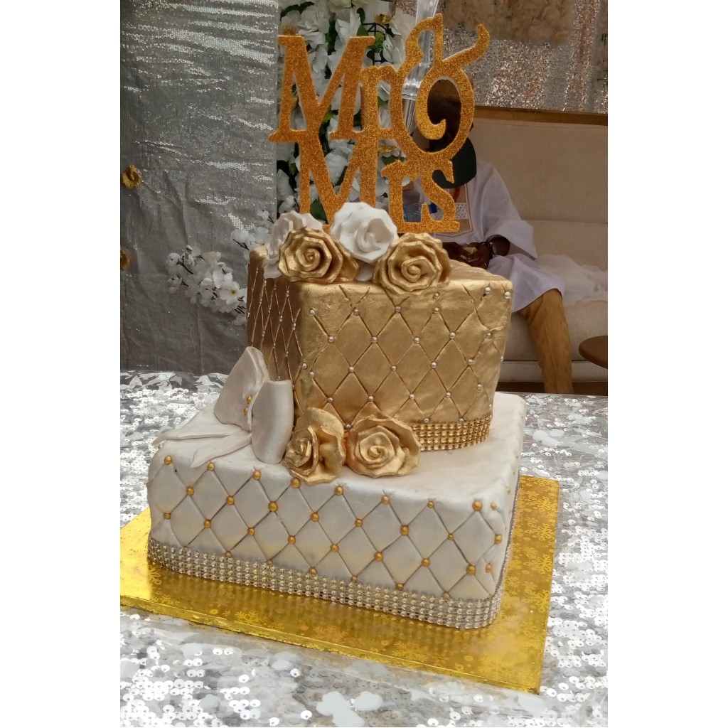 Angel World Bakes & Glamour, Apomu, Osun: Wedding Cakes, Pastries