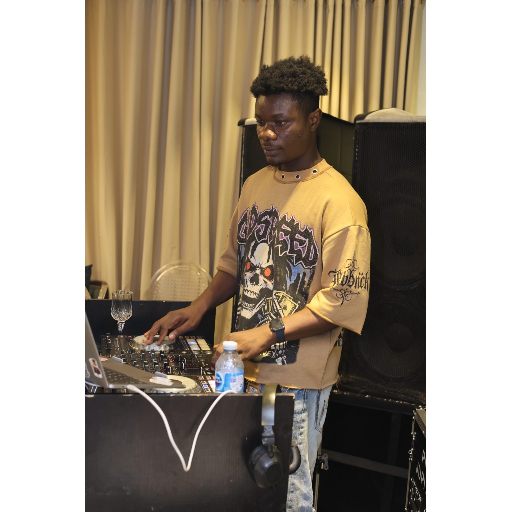 DJ Era Lagos DJ Services and Sound Setup in Lekki Eti Osa Nigeria