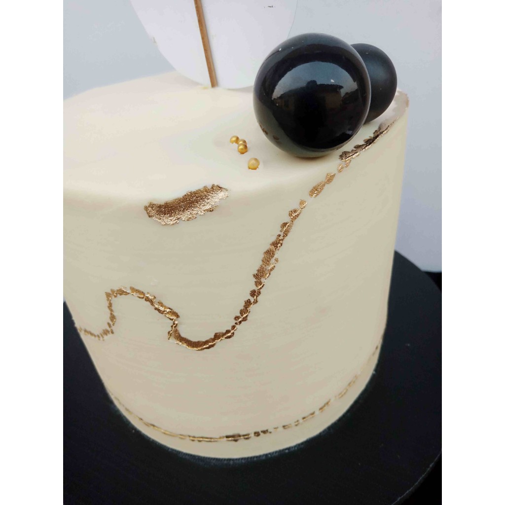 Abidez Cakes n Core Gwagwalada Custom Wedding and Celebration Cakes