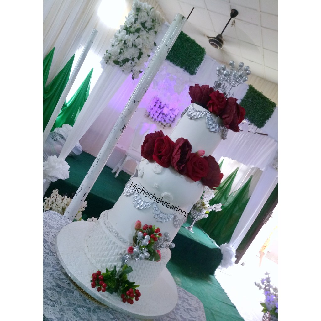 Mi Che Che Kreations Uyo Custom Wedding and Celebration Cakes