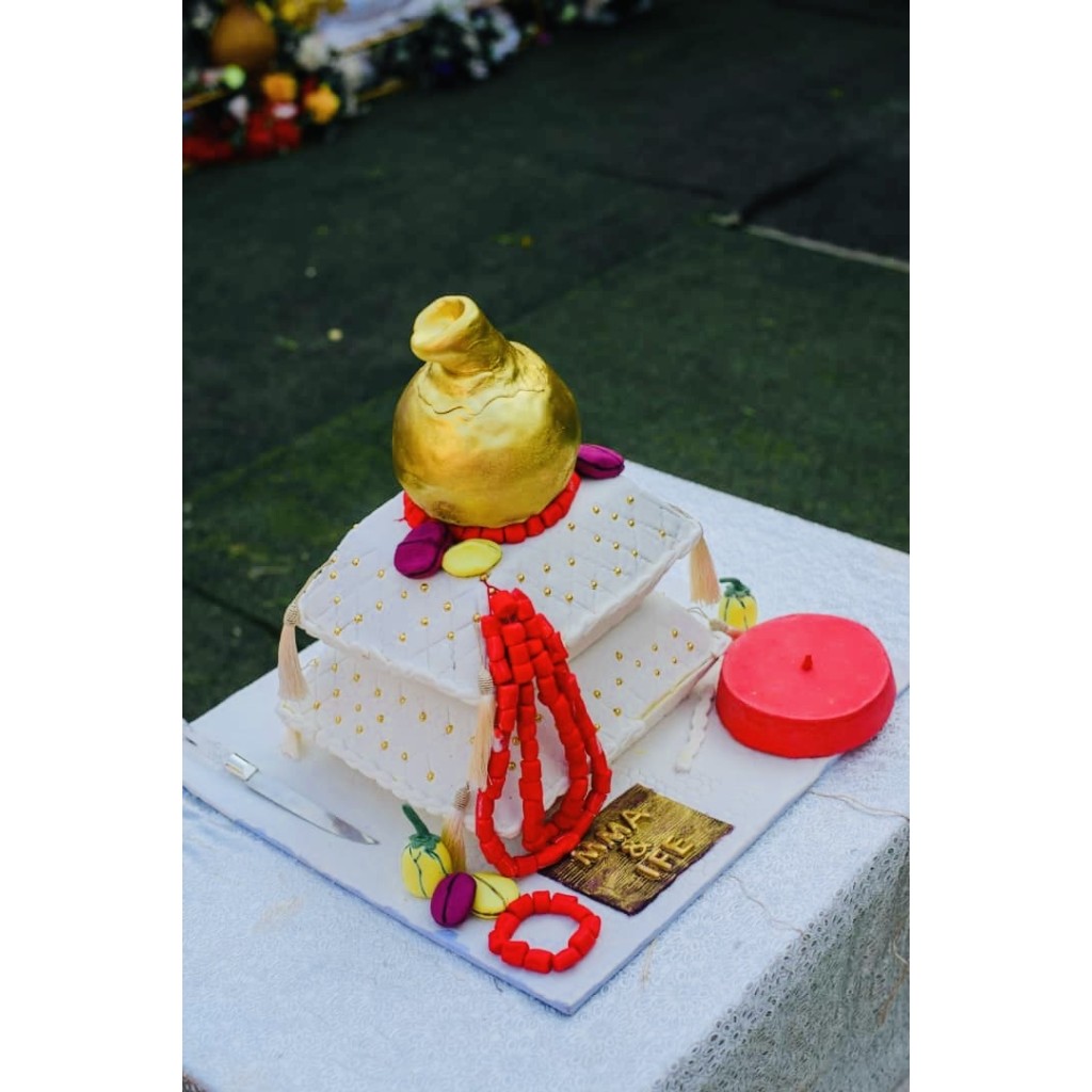 Oma Juicy Pastries Awka — Bespoke Wedding and Celebration Cakes