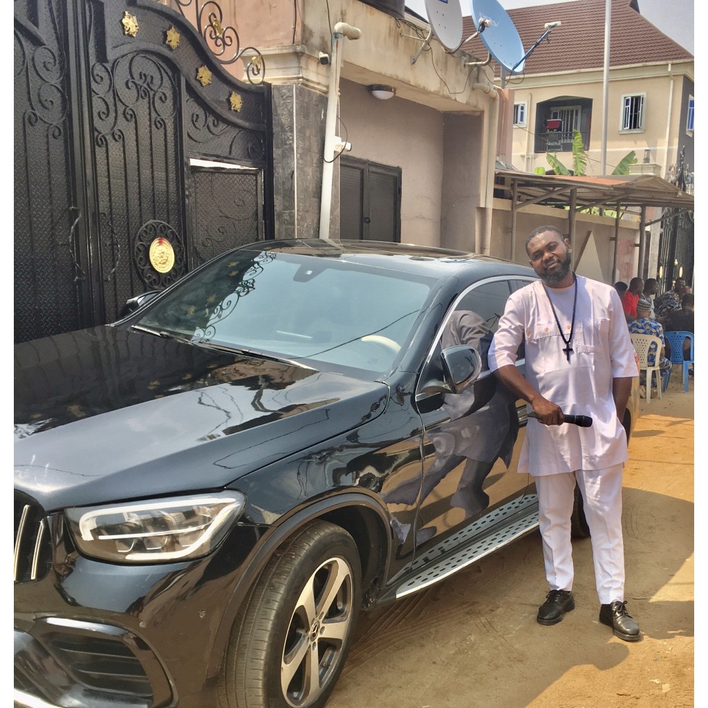MC Dominic Lagos Master of Ceremonies for Weddings and Events