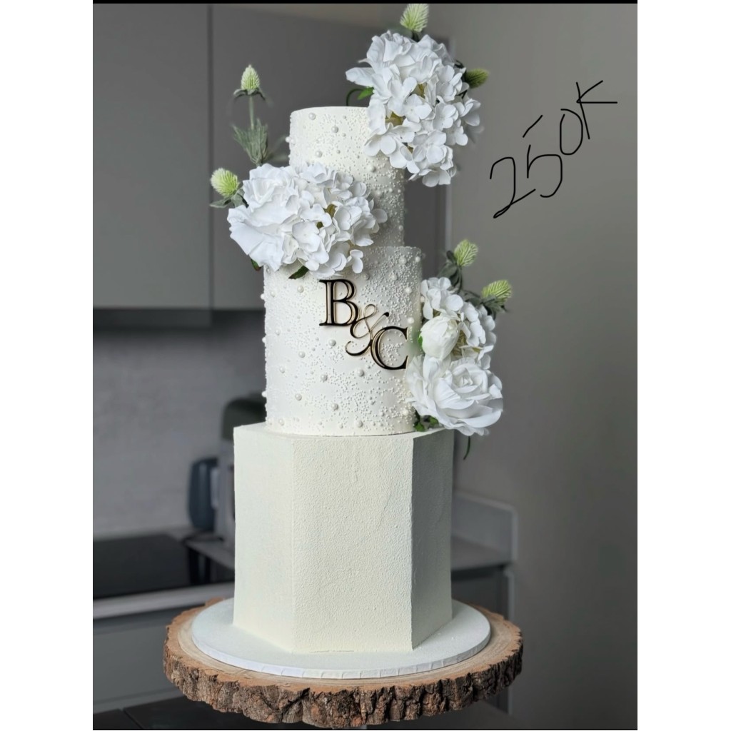 Sally Magic Bakery Makurdi Cakes for Weddings and Celebrations