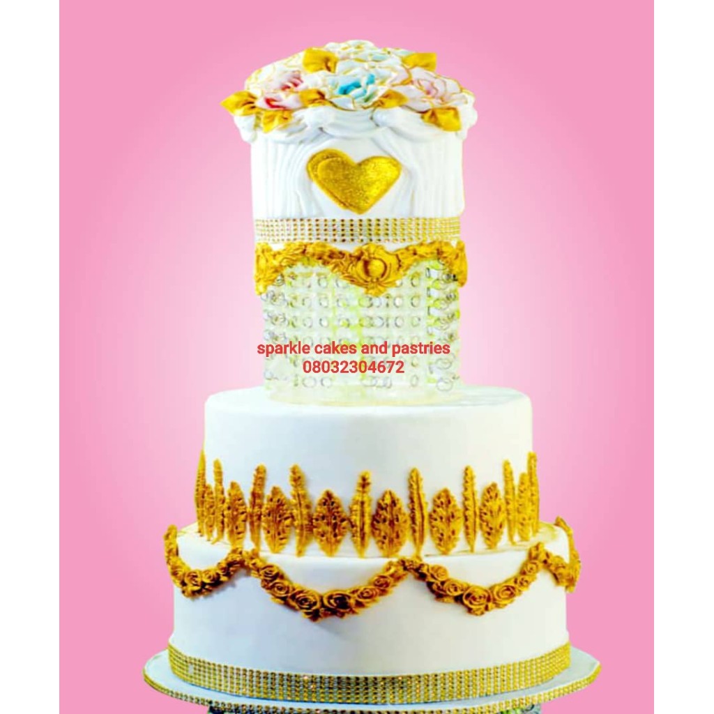 Sparkle Cakes & Pastries, Asaba: Custom Wedding Cakes and Pastries