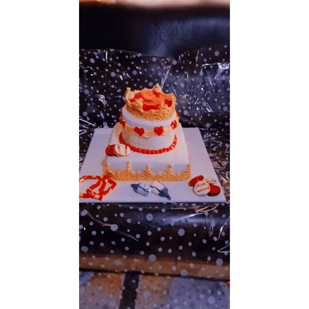 Graciempire Cakes & Surprises, Owerri — Wedding and celebration Cakes
