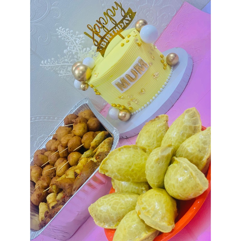 Eunice's Cakes and Delights Abakaliki Custom Wedding Cakes Takeout
