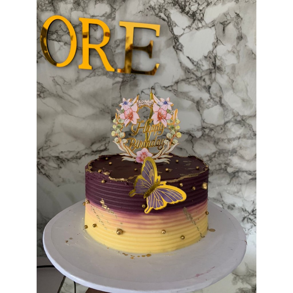 De Boss Cake's and More Owerri: Wedding Cakes, Pastries, Takeout